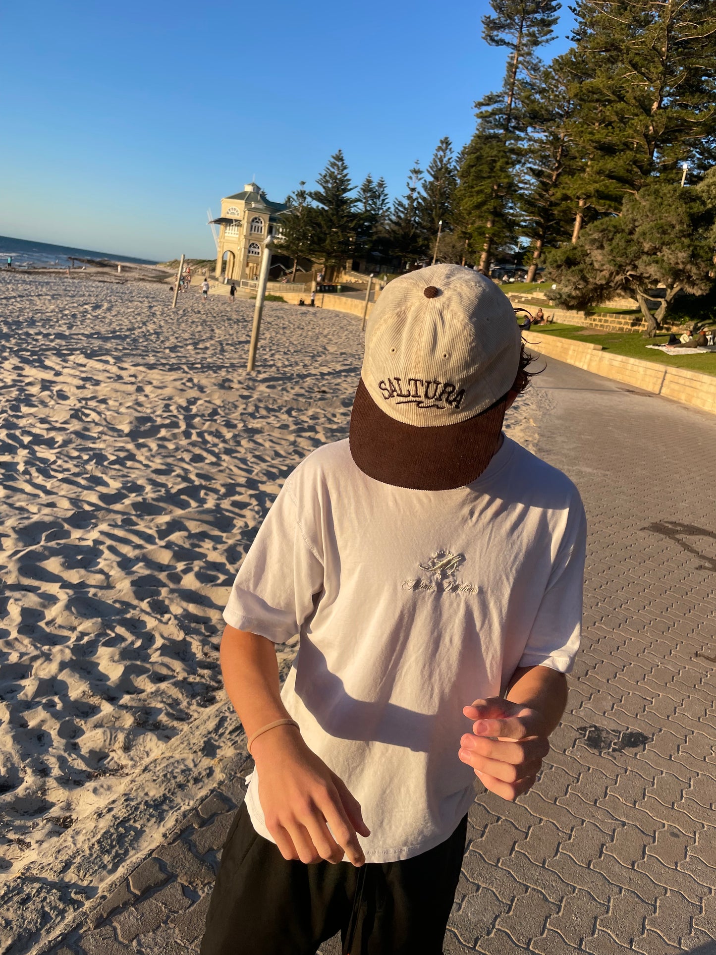 [PRE-ORDER] Saltura Brown Corduroy Hat